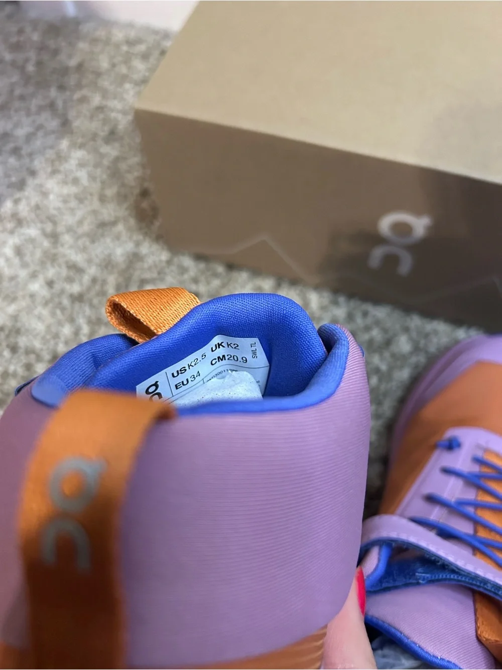 NIB On Running Cloudhero Mid Waterproof Hiking Shoes Orange/Lavender 2.5 Kids